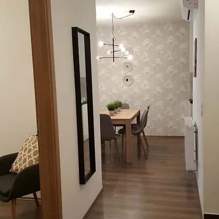 Lelle B20 Apartman *