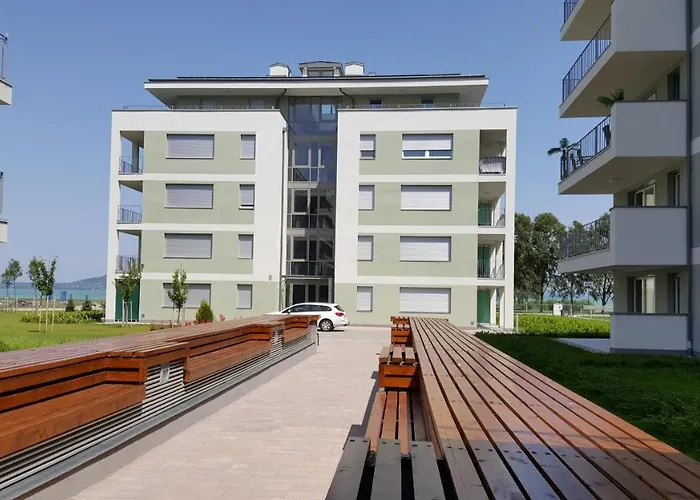 Lelle B20 Balatonlelle